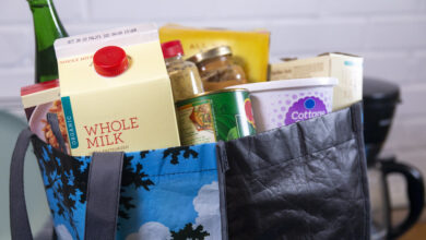 Groceries in a shopping bag, representing grocery cash back with Ibotta